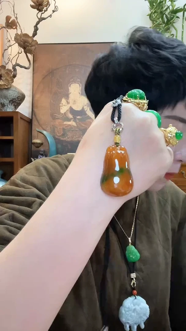 吊坠(赠链)未镶嵌翡翠276