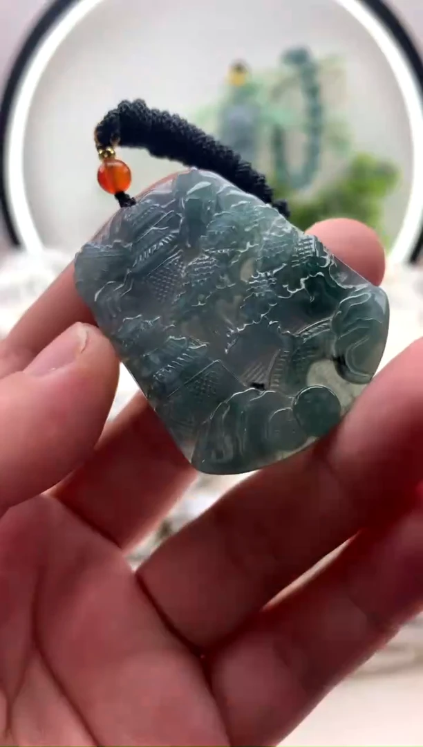 翡翠未镶嵌颈饰星*挂件
