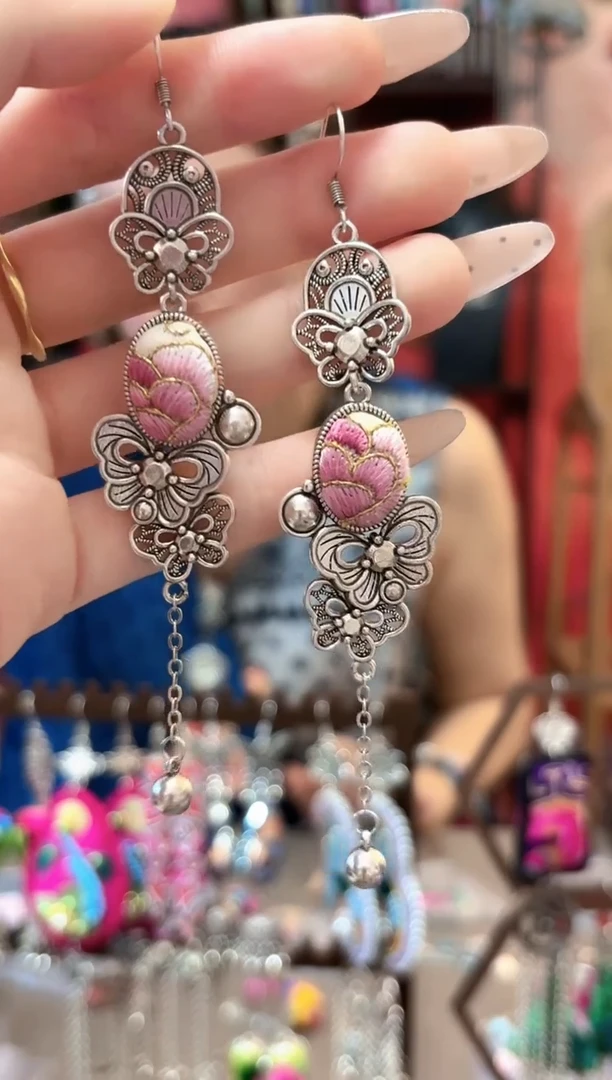 织绣云织谣民族风精美饰品   770