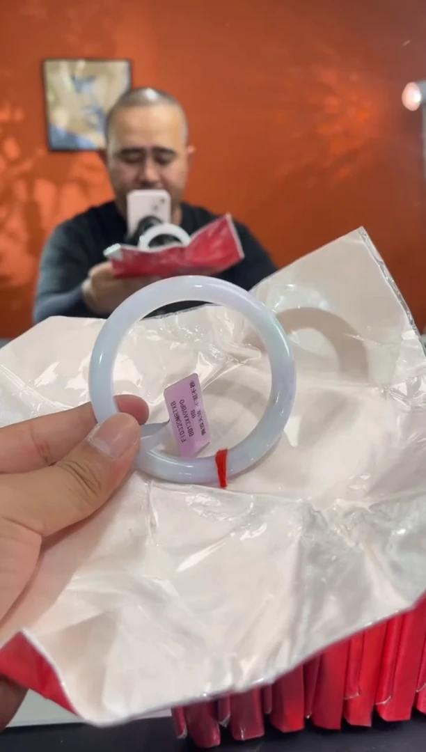 未镶嵌手镯翡翠10