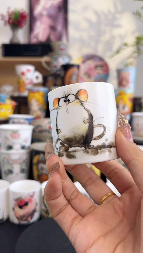 【闪购商品】摆件手工手绘陶瓷小杯杯