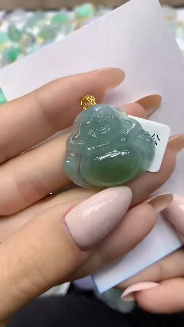 颈饰18K金镶嵌翡翠111111111111