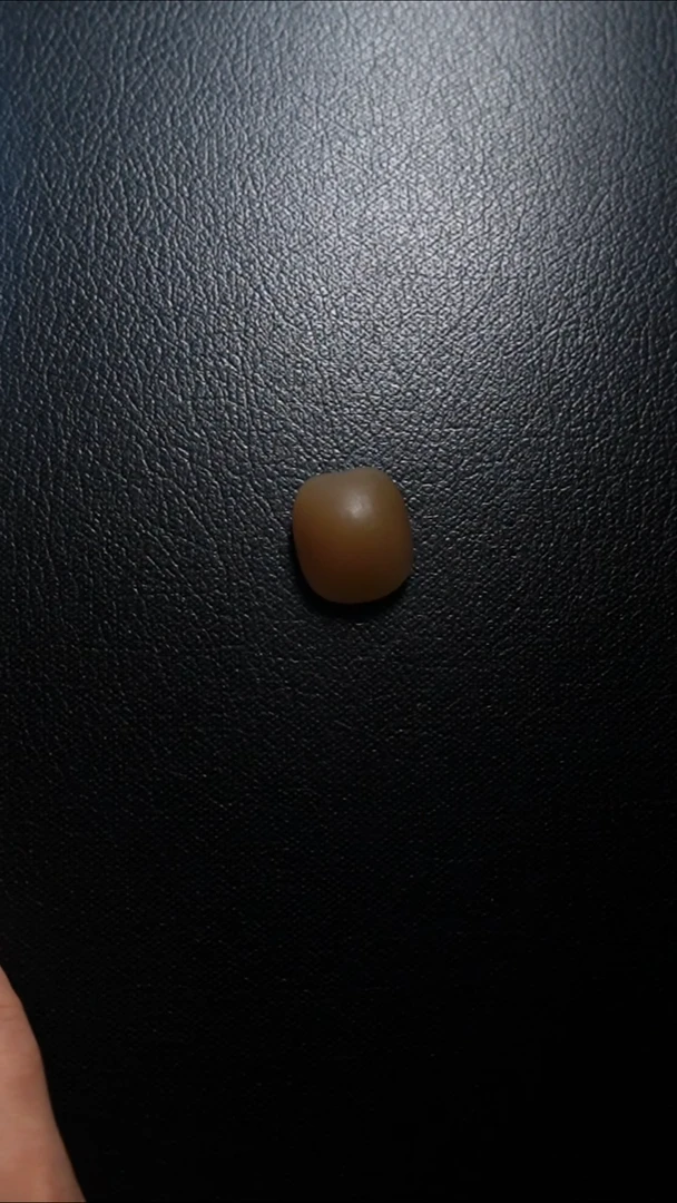 颈饰未镶嵌和田玉吊坠