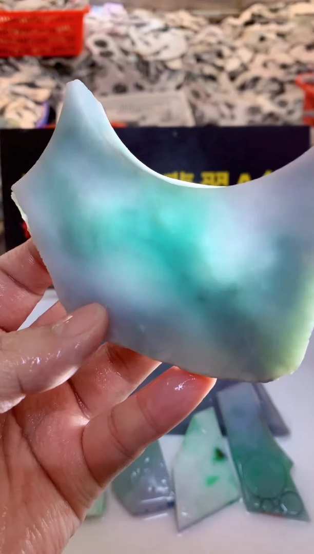 散珠翡翠0东0翡翠珠宝680