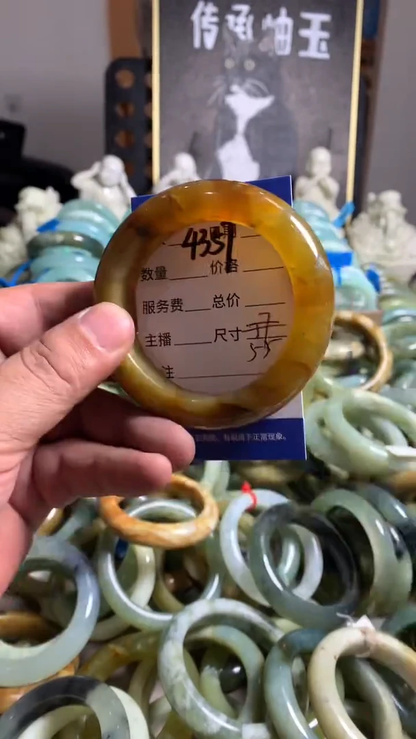 蛇纹石玉未镶嵌手镯4357