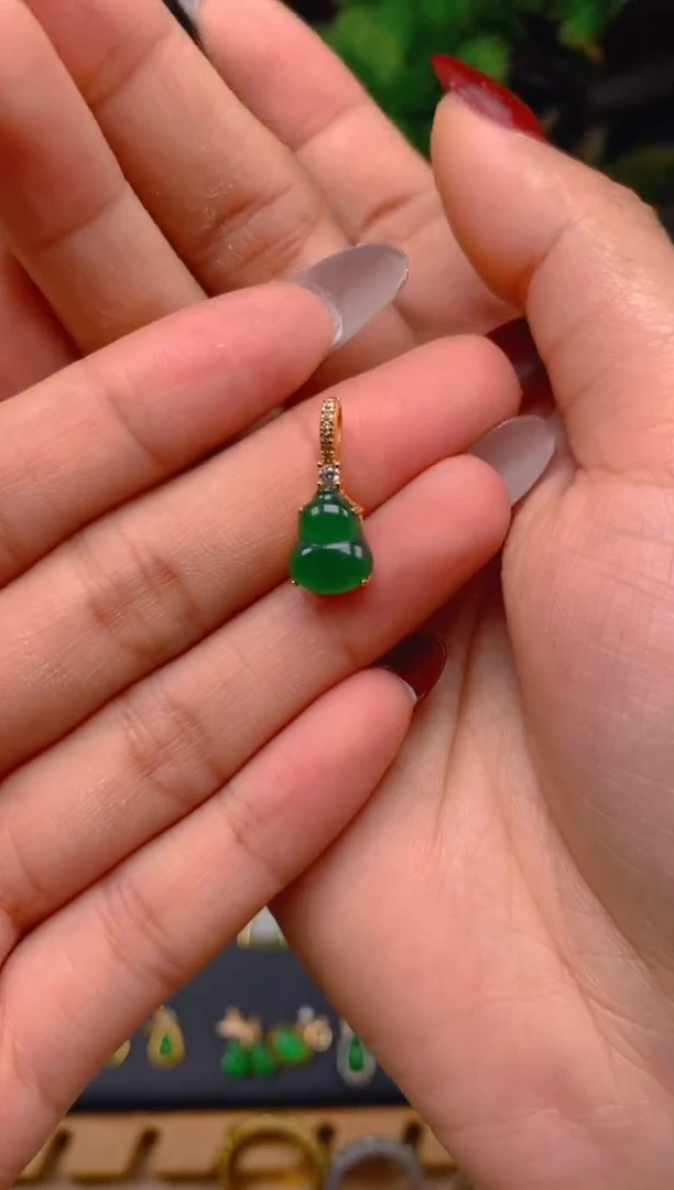吊坠(不含链)银S925镶嵌翡翠葫芦