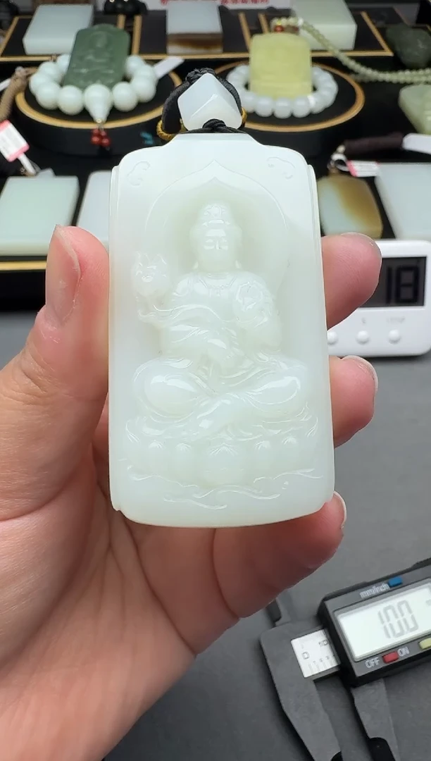 颈饰未镶嵌和田玉4