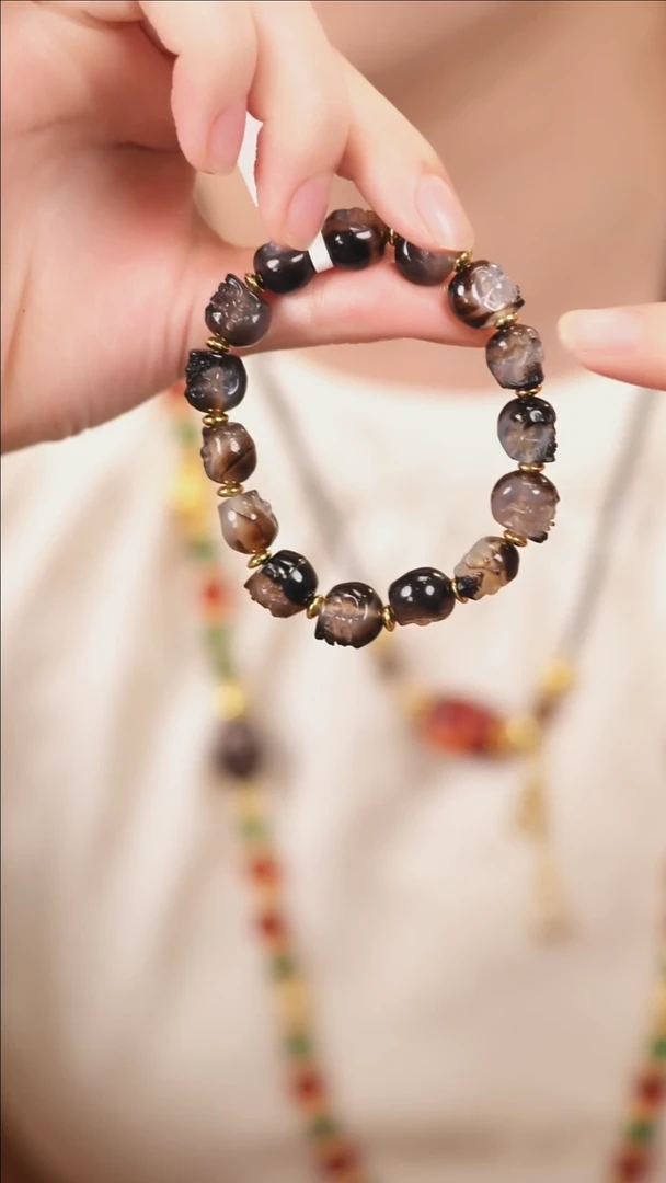 玛瑙/玉髓（覆膜）颈饰未镶嵌传世珠宝