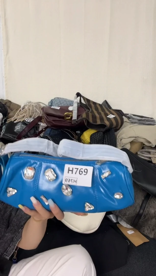 PU769包你看过瘾小众包包