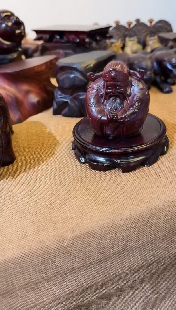 木质财爷摆件赠底座