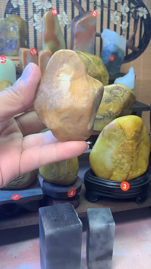 寿山石印石鱼?寿山石,田料溪蛋