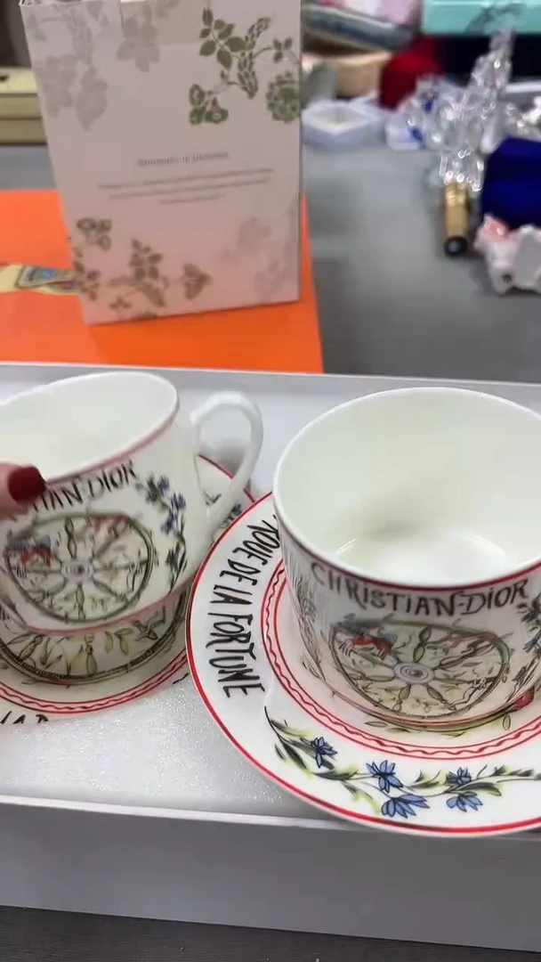 瓷片新号开播 全场放漏