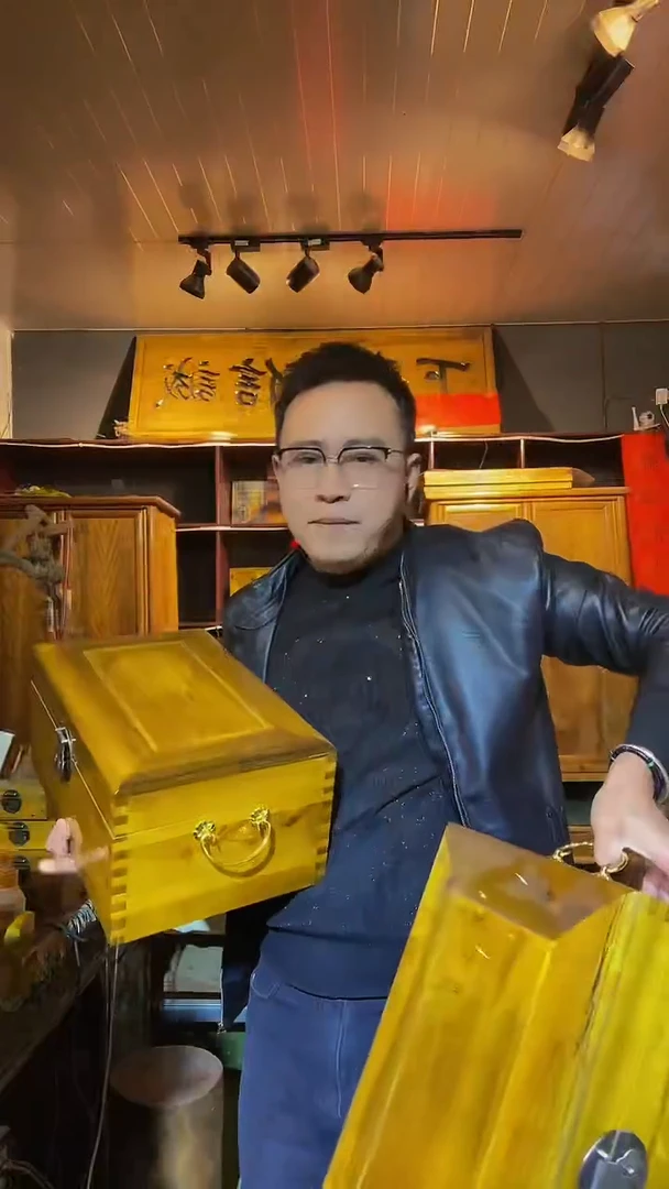 【闪购商品】金丝楠木艺金丝楠大号彩礼箱多单