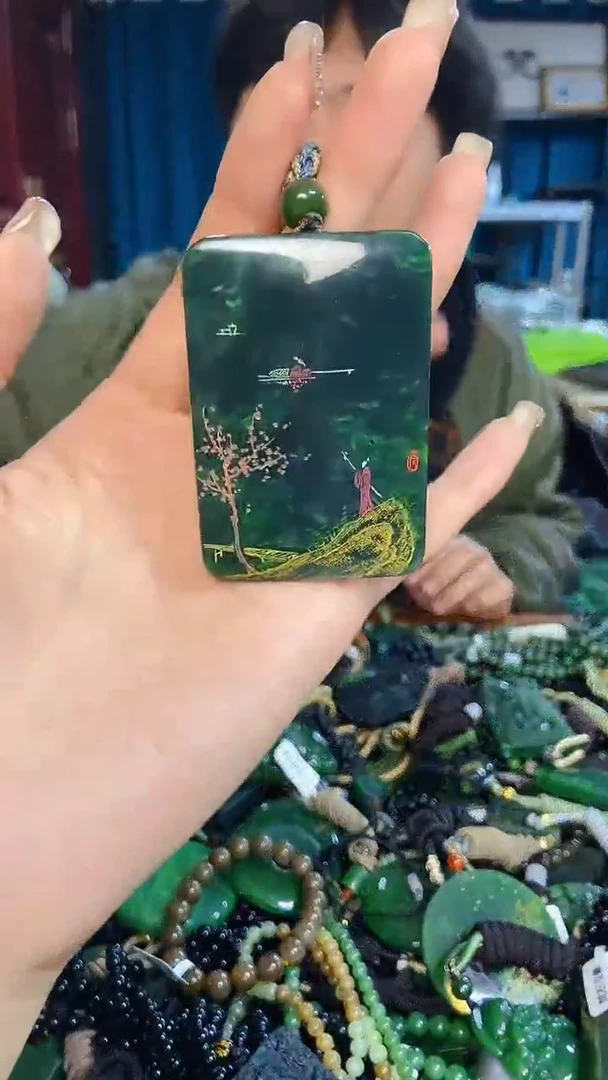 未镶嵌和田玉挂件1