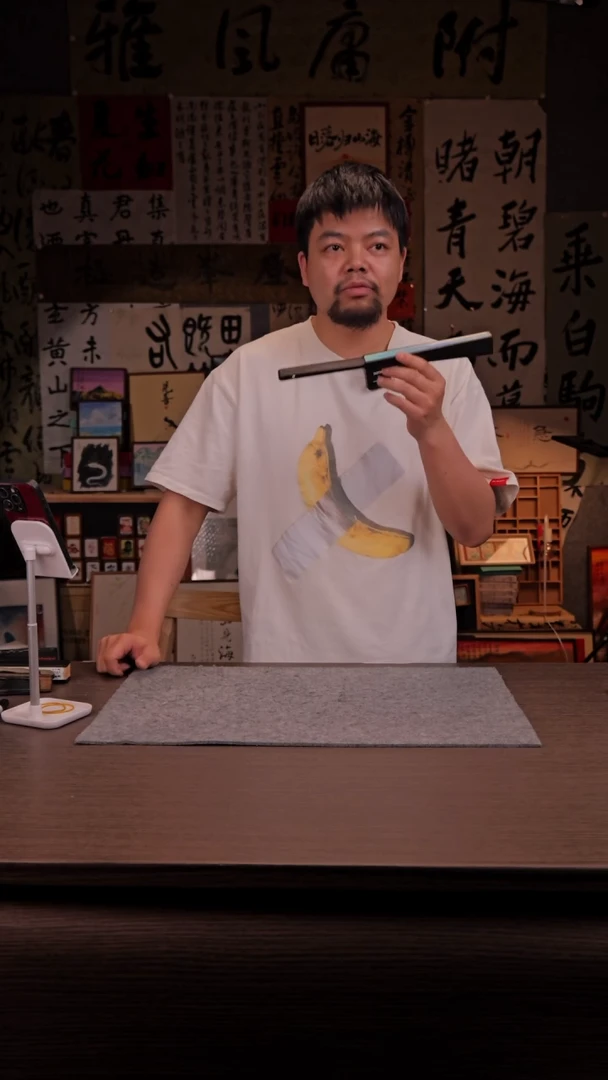 国画466-10寸 手写  扇子 -虫虫