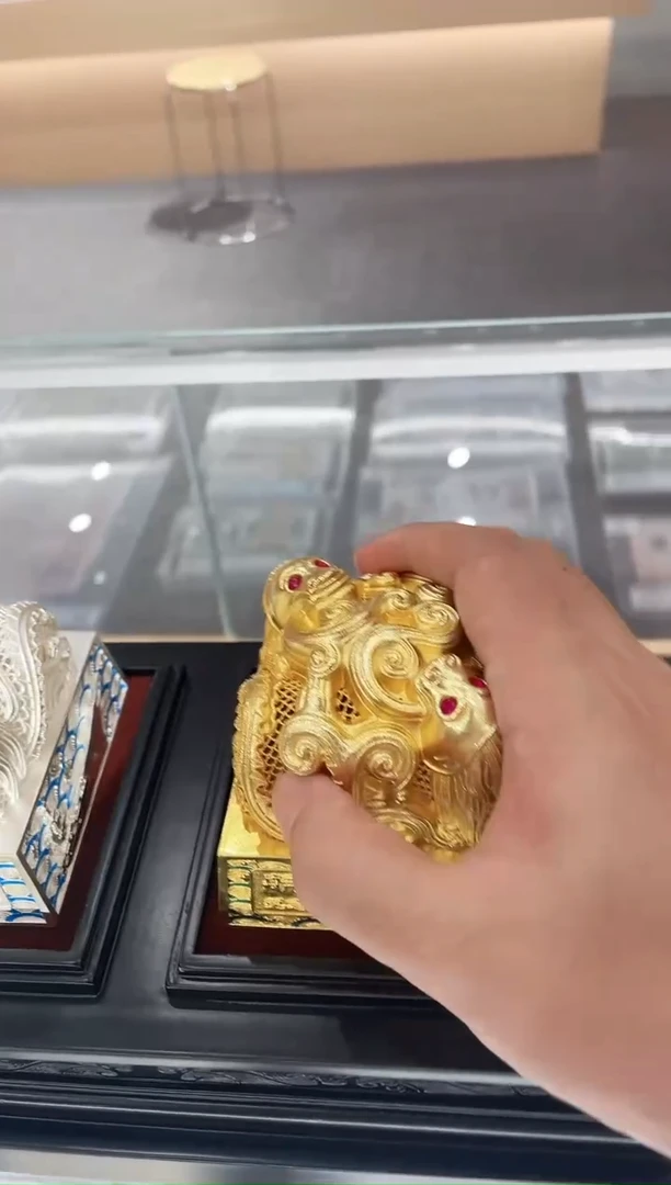 80纪念 传世玉玺