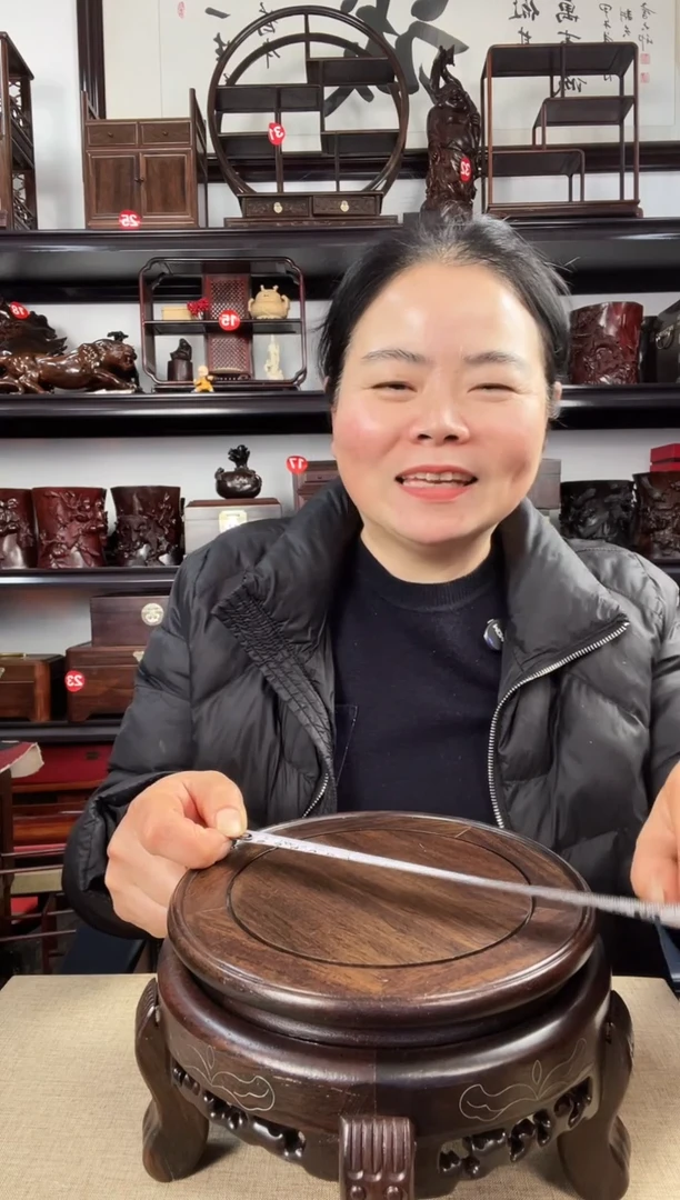 木18虎头几老李红木工艺品