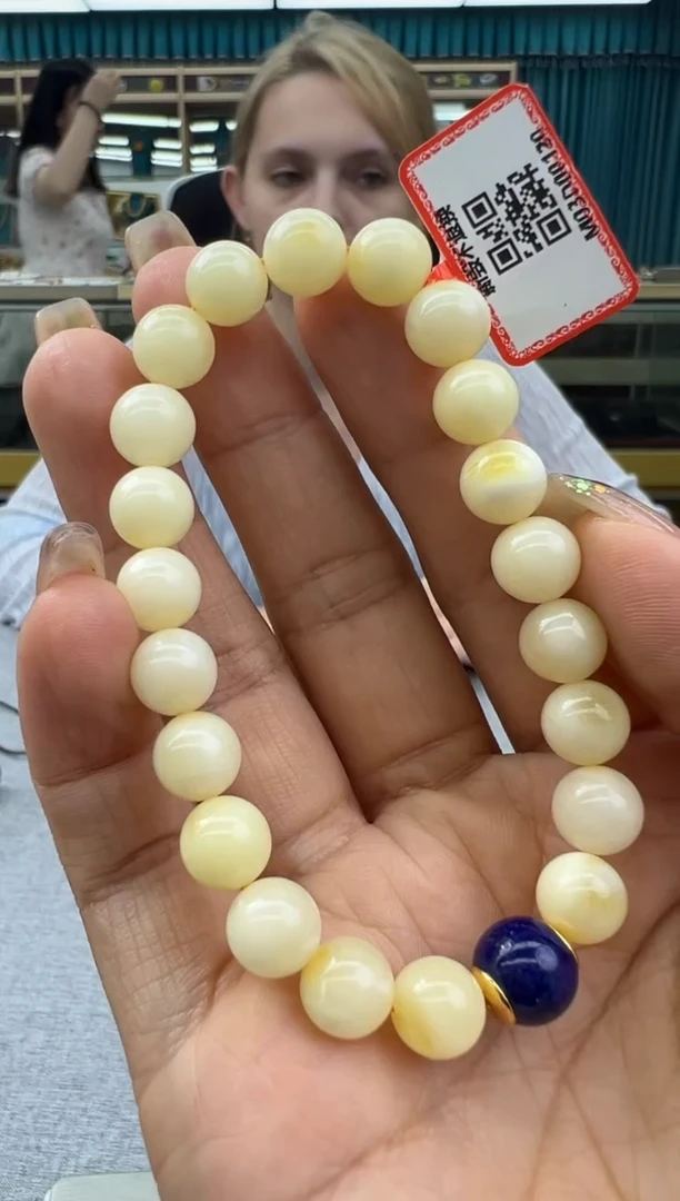 未镶嵌颈饰琥珀511秒拍号
