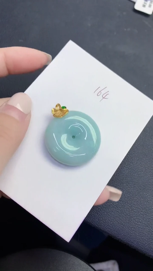 颈饰未镶嵌翡翠缅甸天然翡翠A货