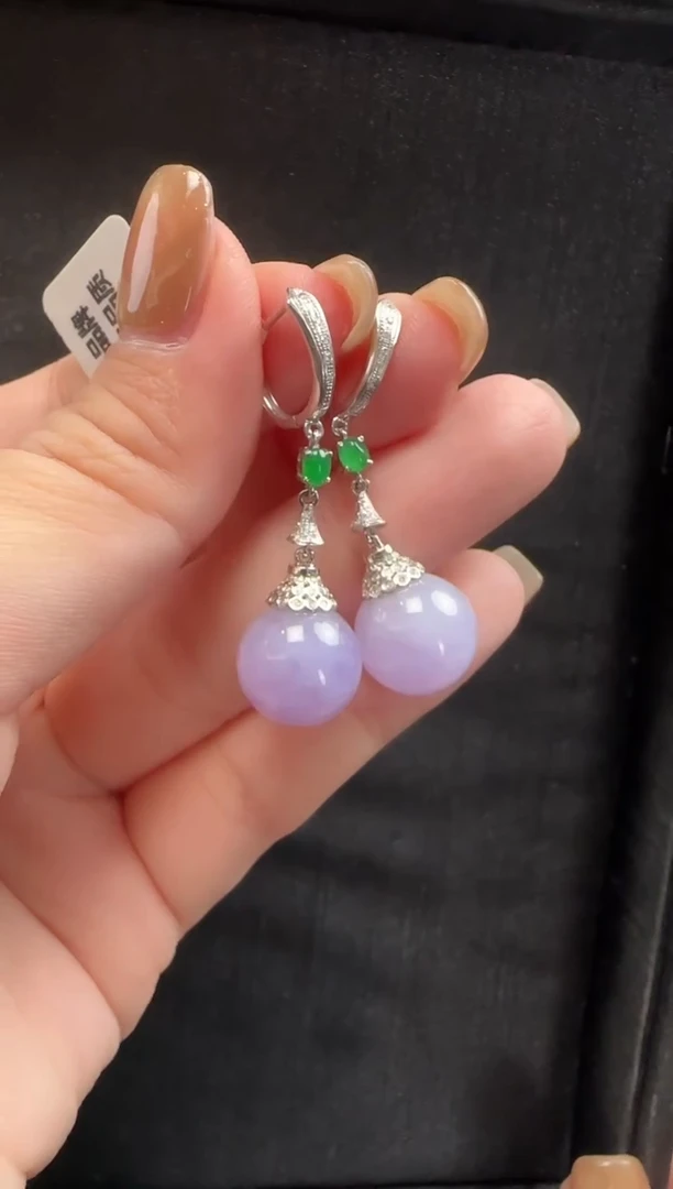 18K金镶嵌翡翠耳饰131玉珠一对