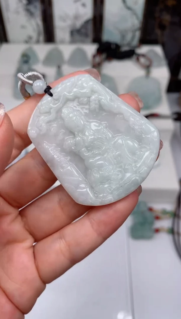 【闪购商品】翡翠颈饰未镶嵌吊坠