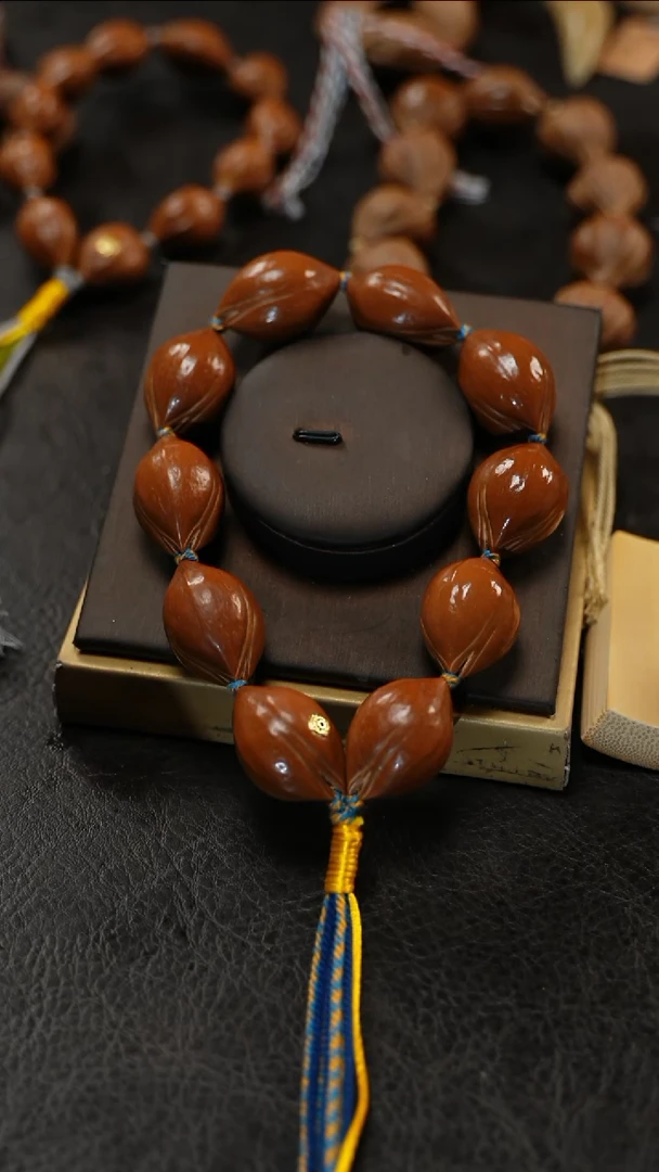 橄榄核吊坠橄榄核