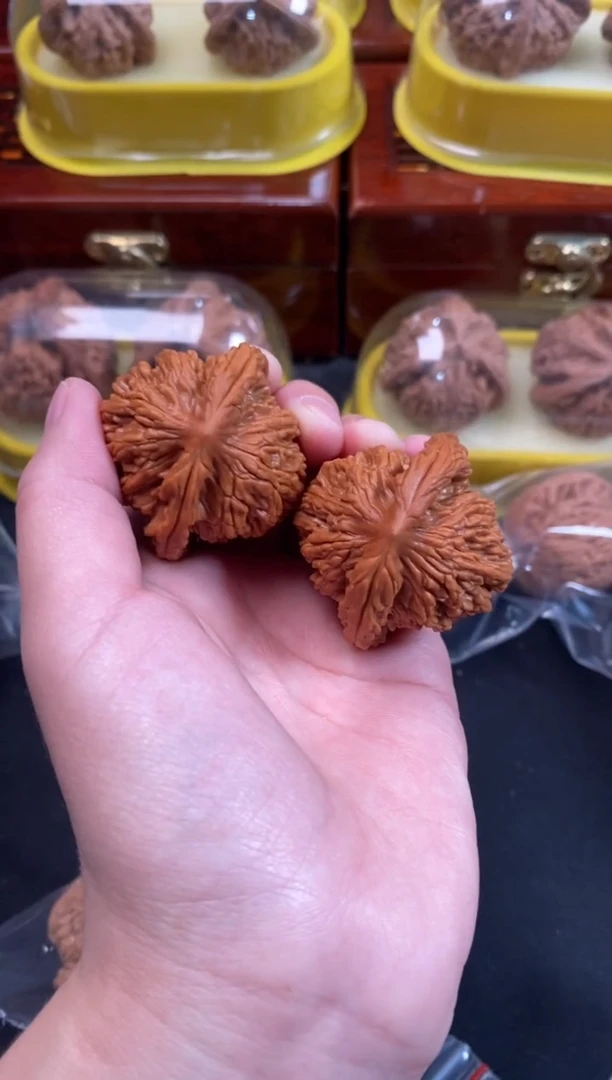 把件文玩核桃虎头41尺Q414