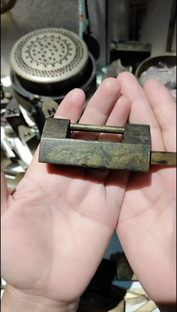 金属古典摆件家居摆件一个
