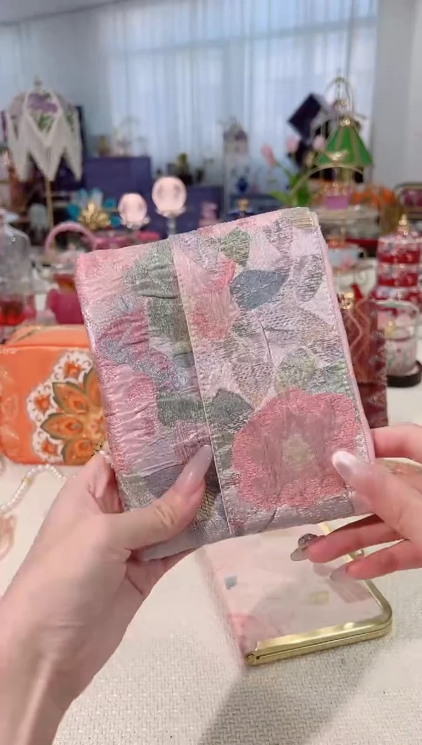 非遗西阵织 如图所示