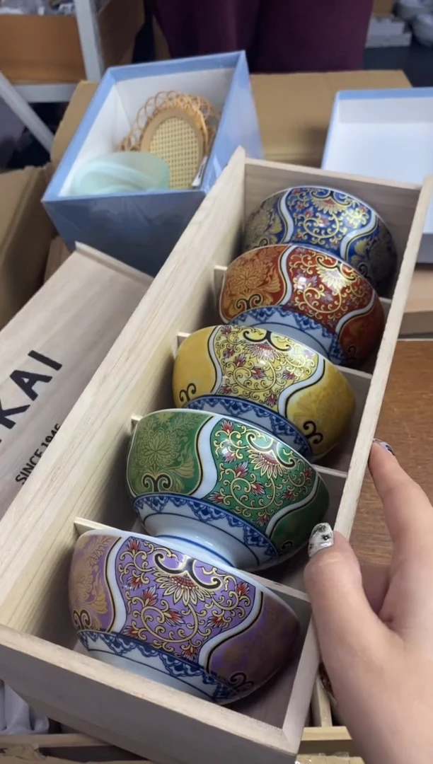 【闪购商品】瓷片隆莲瓷器欢迎大家