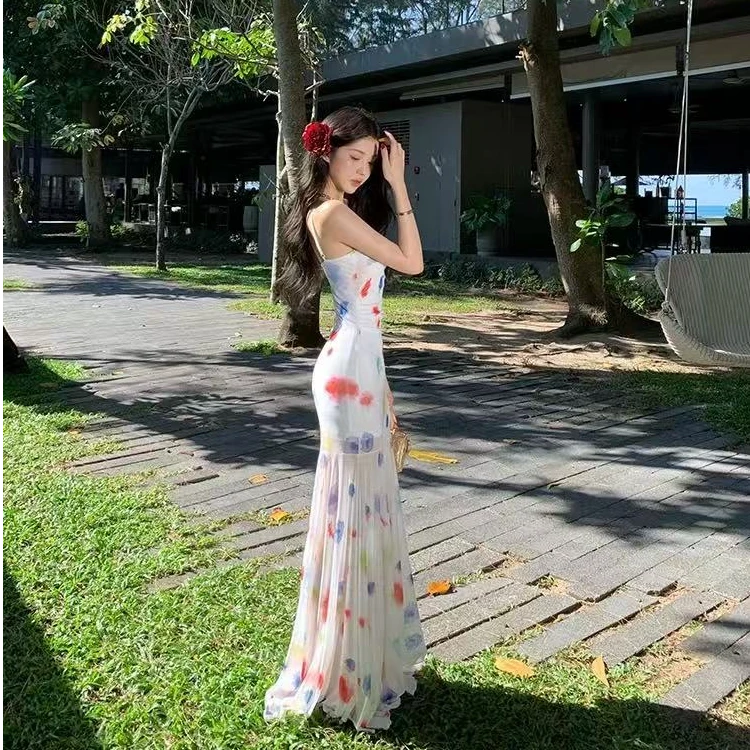 韩系气质高级感印花设计2025春季新款连衣裙百搭修身包臀长裙女