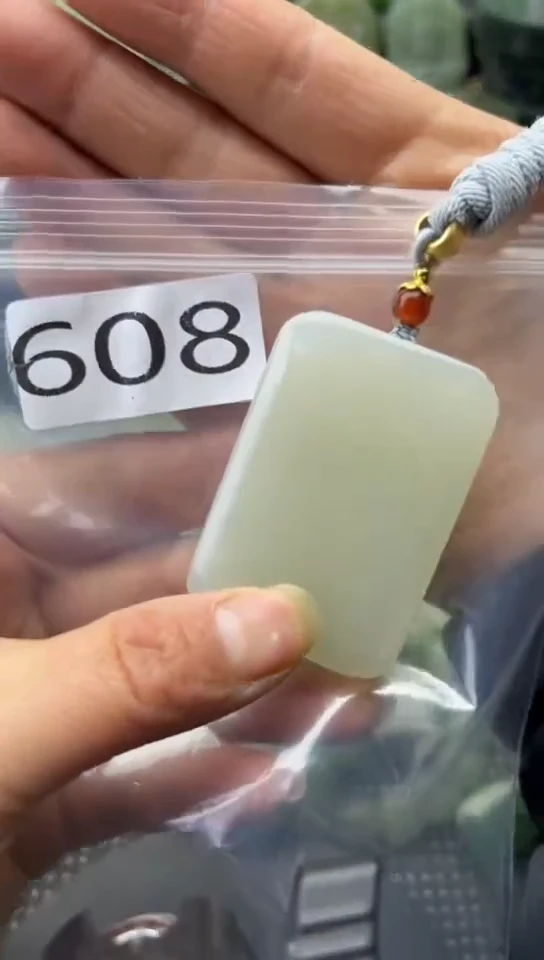 未镶嵌和田玉珠宝半成品牌子