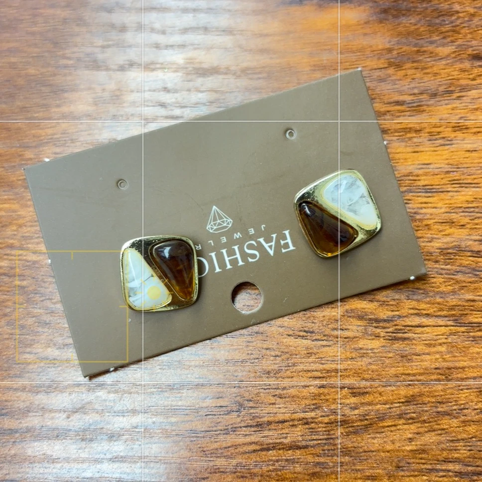 合金耳饰 琥 珀银针耳钉