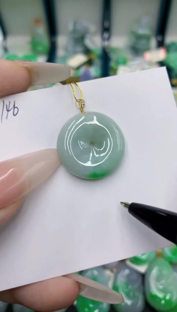 翡翠18K金镶嵌颈饰号链接111111111