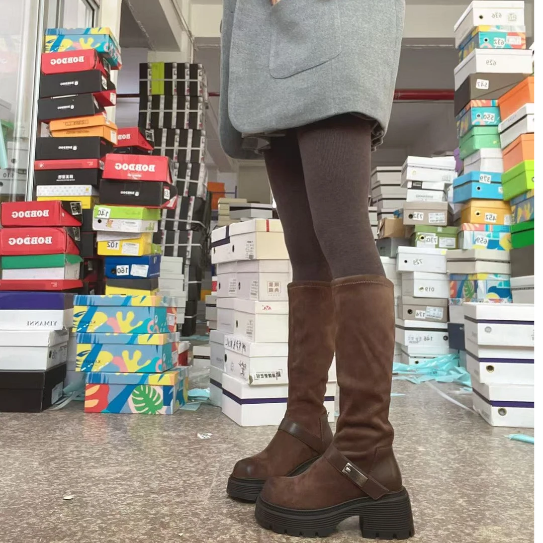5210-12绒面皮带扣长筒靴瘦瘦靴粗跟松糕底冬季新款小个子增高