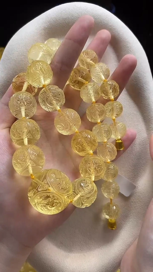 琥珀颈饰未镶嵌项链