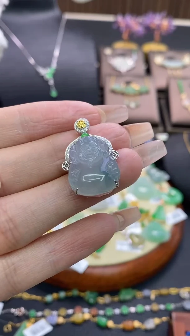 【闪购商品】翡翠颈饰18K金镶嵌净货15894