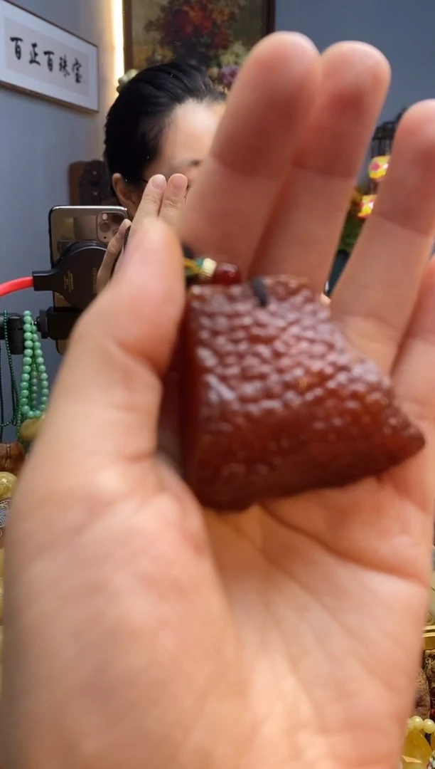 琥珀颈饰未镶嵌吊坠