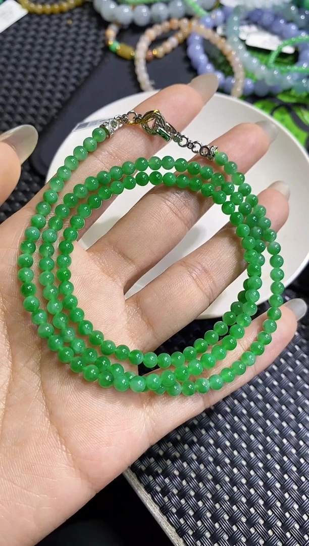 散珠翡翠卡4项链