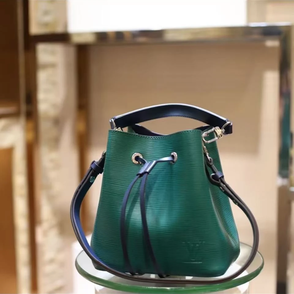 95新 LouisVuitton/路易威登 胖虎安安/公价0/箱包/两用包/0019