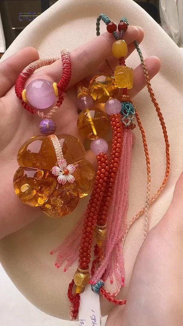 琥珀颈饰未镶嵌吊坠