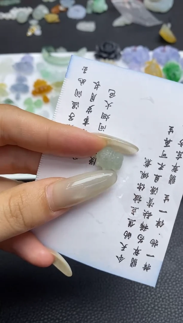 定制翡翠未镶嵌翡翠毛货~