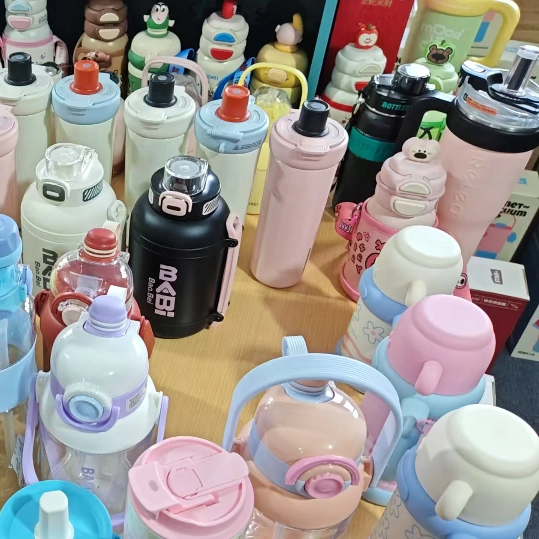 af高颜值大容量学生便携直饮保温保冰水杯