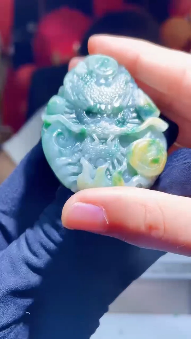 【闪购商品】翡翠吊坠(不含链)未镶嵌Q25