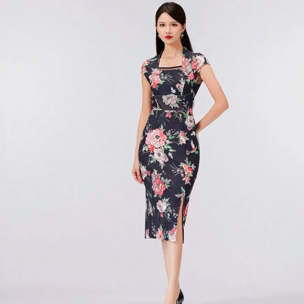 SUSSI/古色夏季新款方领包肩袖显瘦遮肉前开衩印花连衣裙