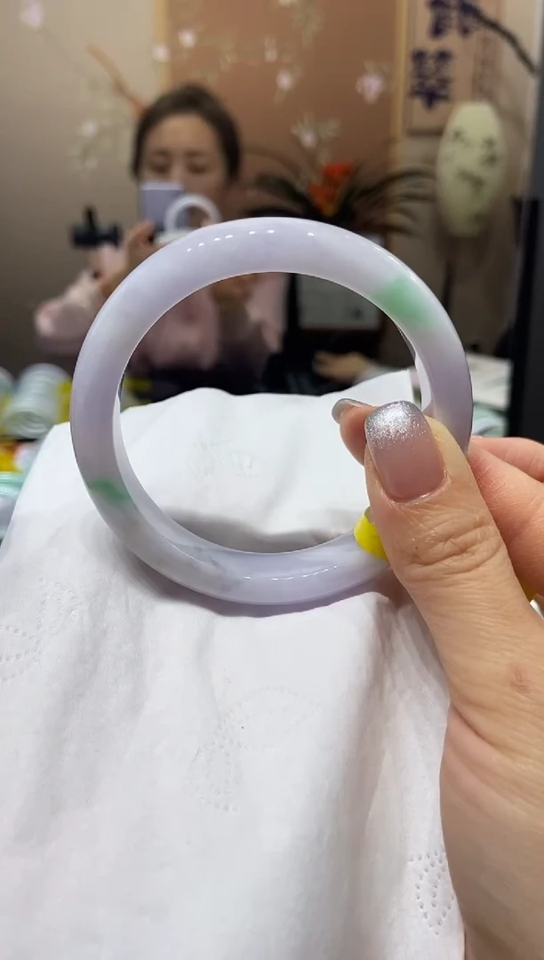 【闪购商品】翡翠手镯未镶嵌5758圈口