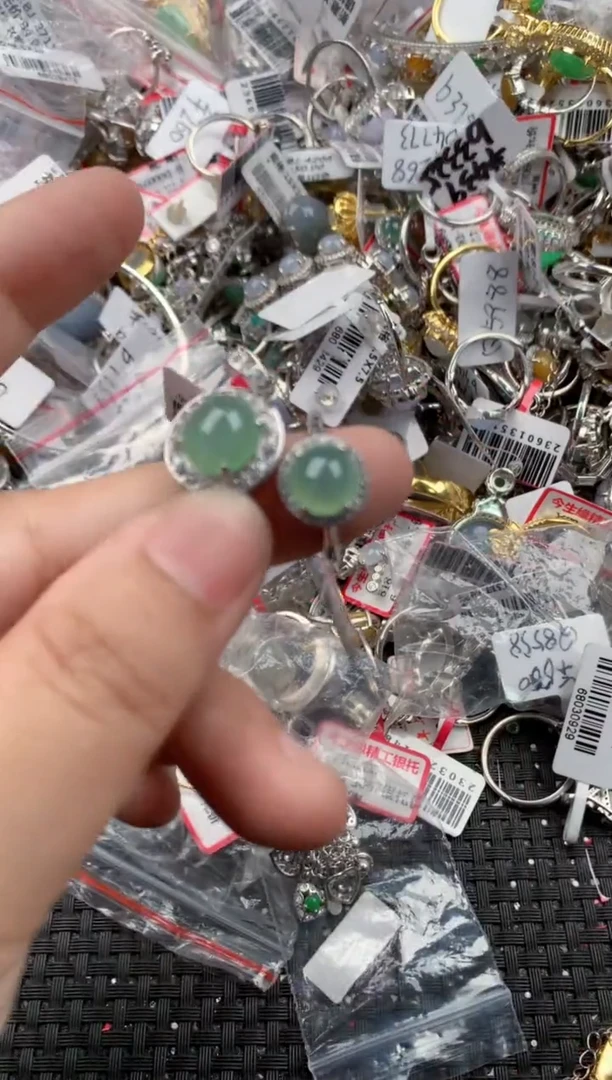 银S925镶嵌戒指翡翠666   10