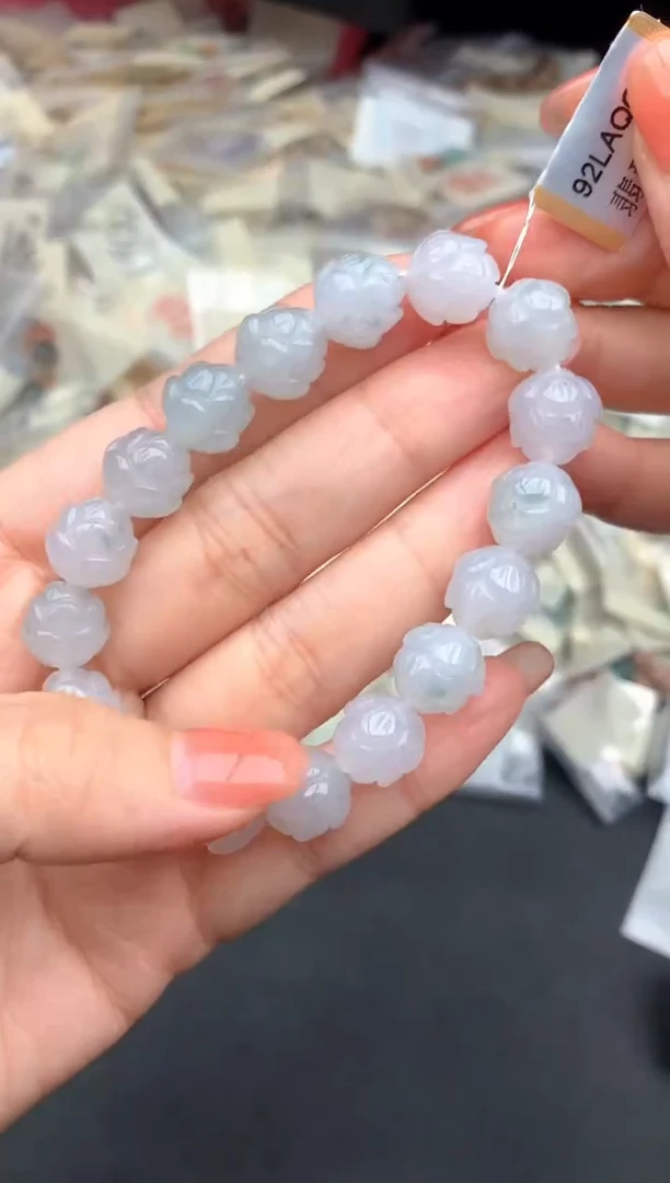 翡翠挂件未镶嵌一