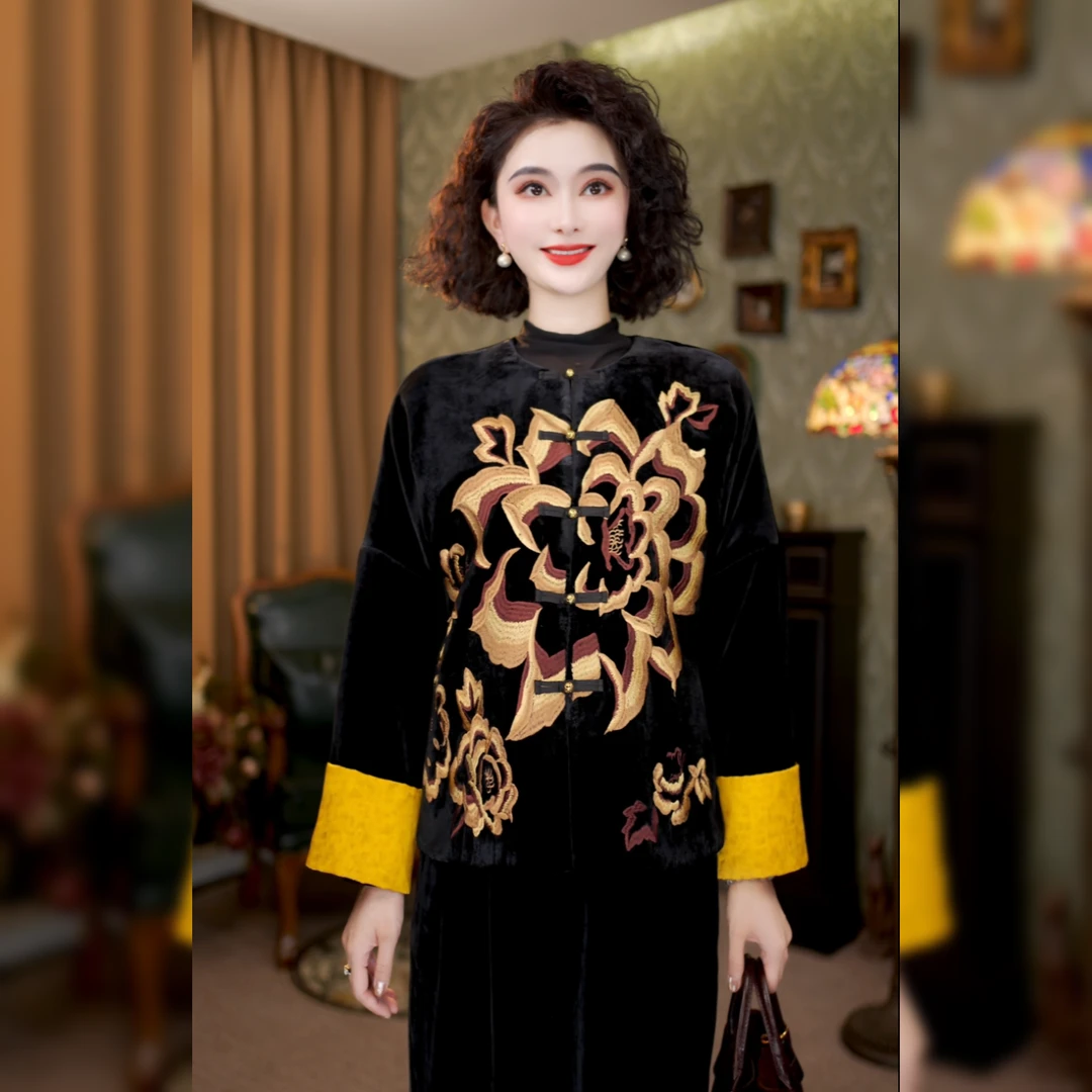 100%真丝丝绒新中式秋冬刺绣外套女复古宽松气质高级感MCGMF2203