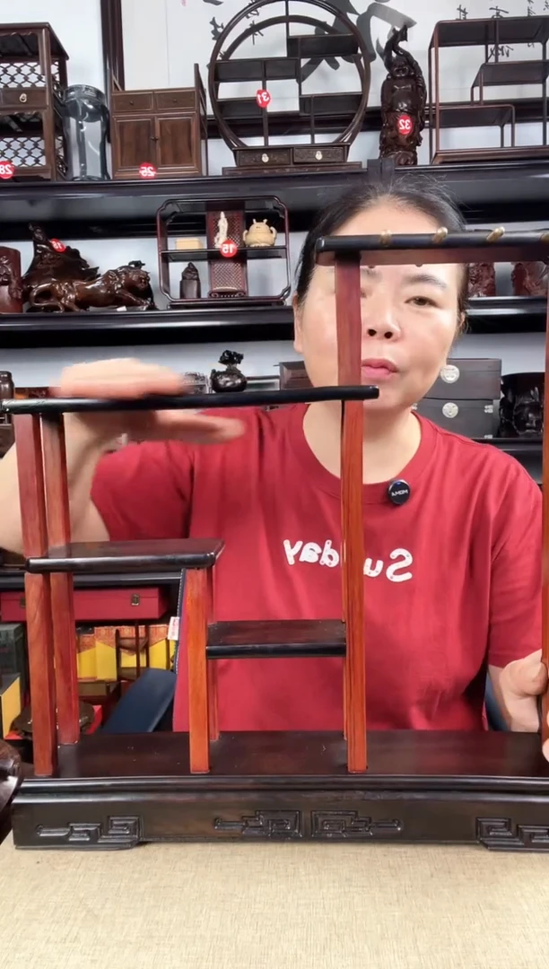 木瑕疵比较老李红木工艺品